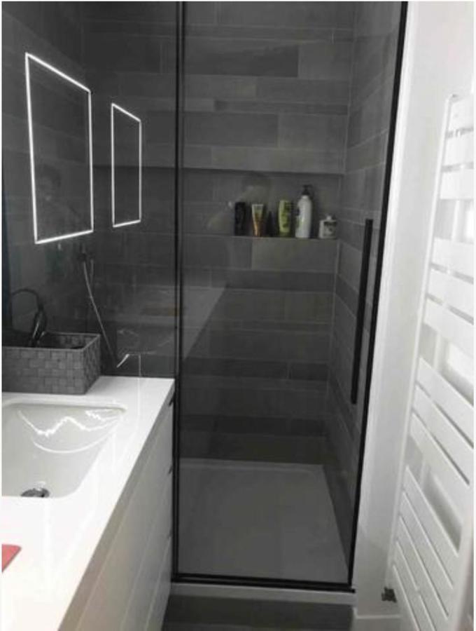 Appartement Bastille - Clair Et Idealement Situe Paris Exterior foto